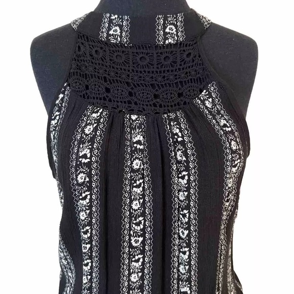 Francesca’s Alya Black and White Halter Mini Sundress - Picture 12 of 12